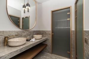 Koupelna v ubytování MiraVita Boutique Hotel - Adults Only + 37 fotografií