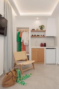 A kitchen or kitchenette at Agia Anna Living