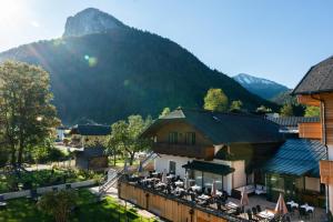 an overview of a town with a mountain in the background at DAS Hintersee in Hintersee