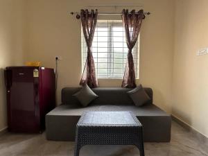 Gallery image of Cozy Room 1Bhk with Lift 603 in Bengaluru +13 photos