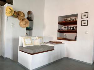 Fotografie z fotogalerie ubytování Andros Stone Sea View Villa v destinaci Órmos