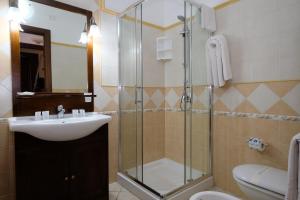 Koupelna v ubytování Blue Sea B&b + 21 fotografií
