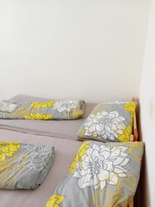 Postel nebo postele na pokoji v ubytování Holub apartment in city centrum