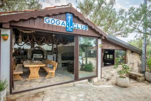 Certifikát, hodnocení, plakát nebo jiný dokument vystavený v ubytování Villa Goga