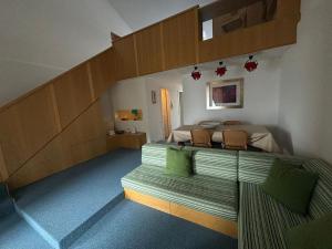 Posezení v ubytování Lake Como Serenity Suite