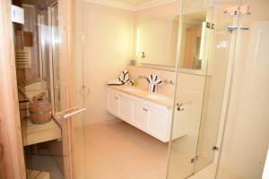 Et badeværelse på Residenz Wenningstedt