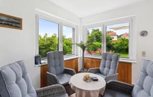 Χώρος καθιστικού στο Awesome Apartment In Blankenburg Harz