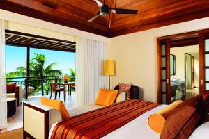 Letto o letti in una camera di Le Jadis Beach Resort & Wellness - Managed by Banyan Tree Hotels & Resorts