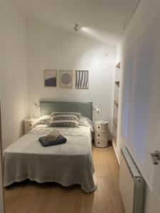 Katil atau katil-katil dalam bilik di Vivienda turística rural cerca de Bardenas y Senda Viva