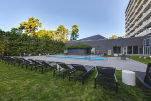 Bazén v ubytování Lielupe Hotel SPA & Conferences by Semarah nebo v jeho okolí