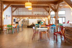Restaurace v ubytování Huttopia Les Châteaux
