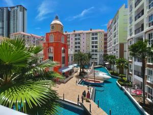 Πισίνα στο ή κοντά στο Seven Seas Cote d'Azur D306 - 1 bedroom Cozy apartments in a premium Condo near the sea