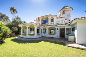 Fotografia z galérie ubytovania Casa Dahlgården Pool - Jacuzzi v destinácii Benalmádena