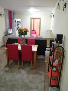 Телевизор и/или развлекательный центр в Riviera Apartment Budva +6 фотографий
