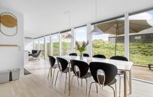 Φωτογραφία από το άλμπουμ του Beautiful Home In Ringkøbing With Sauna σε Ringkøbing