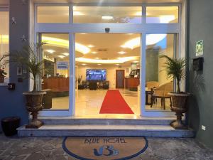 Vstupní hala nebo recepce v ubytování Blue Hotel