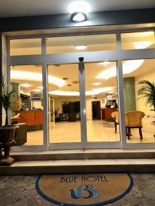 Vstupní hala nebo recepce v ubytování Blue Hotel