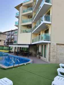 Bazén v ubytování Hotel SOLE nebo v jeho okolí