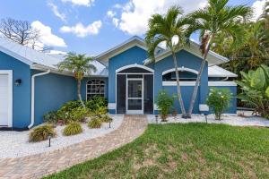 Gallery image of Villa Papaya in St James city ! in Saint James City