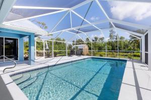 Gallery image of Villa Papaya in St James city ! in Saint James City