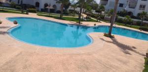 Bazén v ubytování Maha Beach Cabo Negro Duplex 6 person nebo v jeho okolí