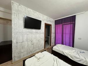 Galeriebild der Unterkunft Hotel Bar Restaurant Real in Bajram Curr