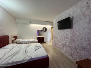 Galeriebild der Unterkunft Hotel Bar Restaurant Real in Bajram Curr