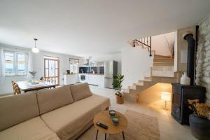 Posezení v ubytování Heritage Island Escape - Casa Bola- Boutique Retreat