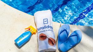 Bazén v ubytovaní Villa Italia Conil de la Frontera by Ruralidays alebo v jeho blízkosti
