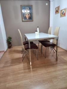 Φωτογραφία από το άλμπουμ του Cozy Apartment σε Strumica