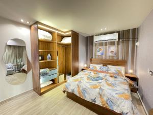 Ένα ή περισσότερα κρεβάτια σε δωμάτιο στο Luxury Studio House Suite 1200-6 +13 φωτογραφίες