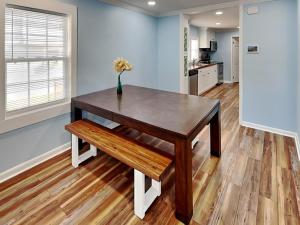 Kuchyň nebo kuchyňský kout v ubytování East Coast Kuuipos Cottage + 10 fotografií