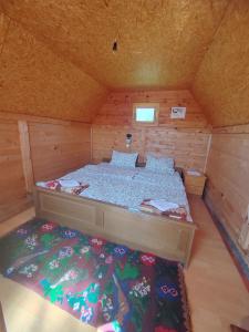 Postel nebo postele na pokoji v ubytování Kanjon Uvac