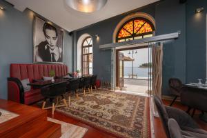 Posezení v ubytování La Boheme Hotel