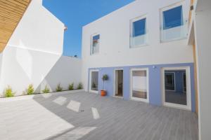 Tòa nhà nơi căn hộ tọa lạc