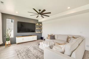 Fotografie z fotogalerie ubytování American Fork Home about 8 Mi to Thanksgiving Point! v destinaci American Fork