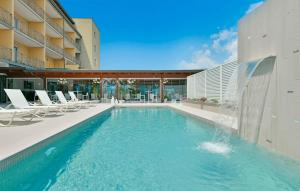The swimming pool at or close to Best Western Hotel Ferrari