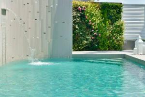 The swimming pool at or close to Best Western Hotel Ferrari