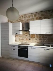 Foto dalla galleria di IZZ1 Apartments - Loft Serramazzoni a Serramazzoni