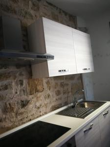 Foto dalla galleria di IZZ1 Apartments - Loft Serramazzoni a Serramazzoni