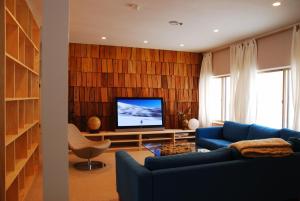 Μια τηλεόραση ή/και κέντρο ψυχαγωγίας στο Annupuri Lodge at Niseko