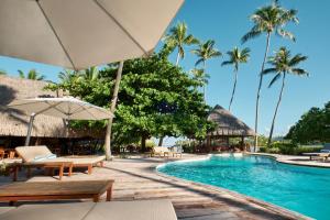 Bazén v ubytování Le Taha'a by Pearl Resorts nebo v jeho okolí