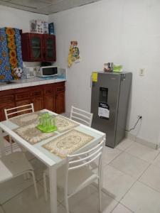 Kuchyň nebo kuchyňský kout v ubytování Apartamento Terrónal Michael Jordán