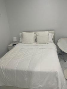 Postel nebo postele na pokoji v ubytování Elegant studio