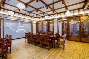 Restaurace v ubytování 一树一花客栈眷恋店