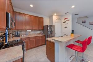 Фотография из галереи Oasis Rental в городе Сэнфорд