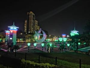 Kolam renang di atau dekat dengan Pullman BayView-a Luxirious Aparthotel at DangaBay