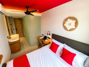 Postel nebo postele na pokoji v ubytování Sokkool Coliving and Coworking