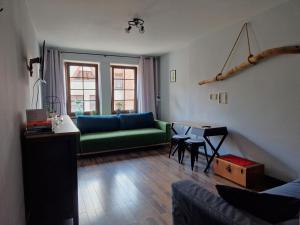 Posedenie v ubytovaní Oficyna Form - Apartament Dwupoziomowy