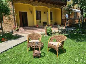 Billede fra billedgalleriet på николовата къща i Elena + 3 billeder